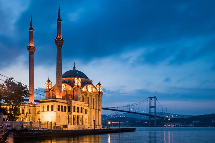 Ortaköy-moskee, Istanbul