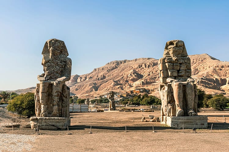 Kolossen van Memnon, Luxor