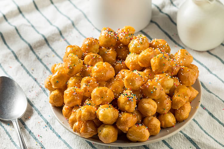 Struffoli, Napels