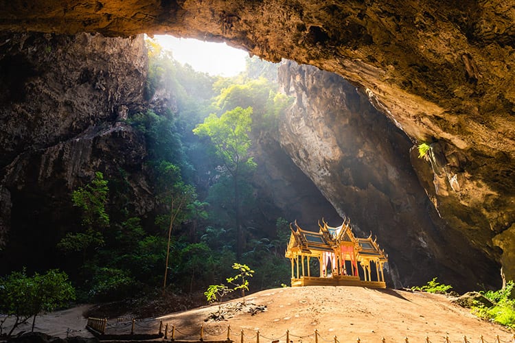 Phraya Nakhon grot in het Khao Sam Roi Yot National Park