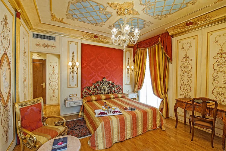 Regina Palace Hotel, Lago Maggiore