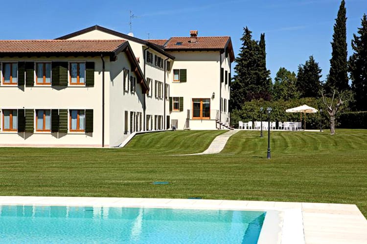 Lazise, Relais Corte Pontigliardo